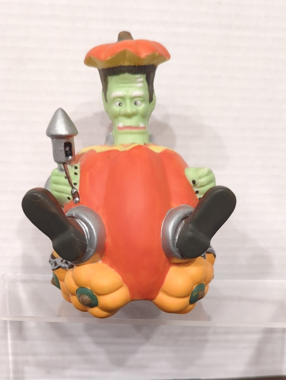 Vintage 1997 Spooky Hollow Lighted Halloween Pumpkin Express Frankenstein Train